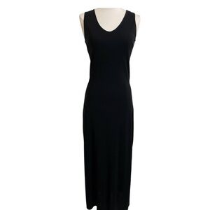 Women’s Black Sleeveless V-Neck Maxi Dress